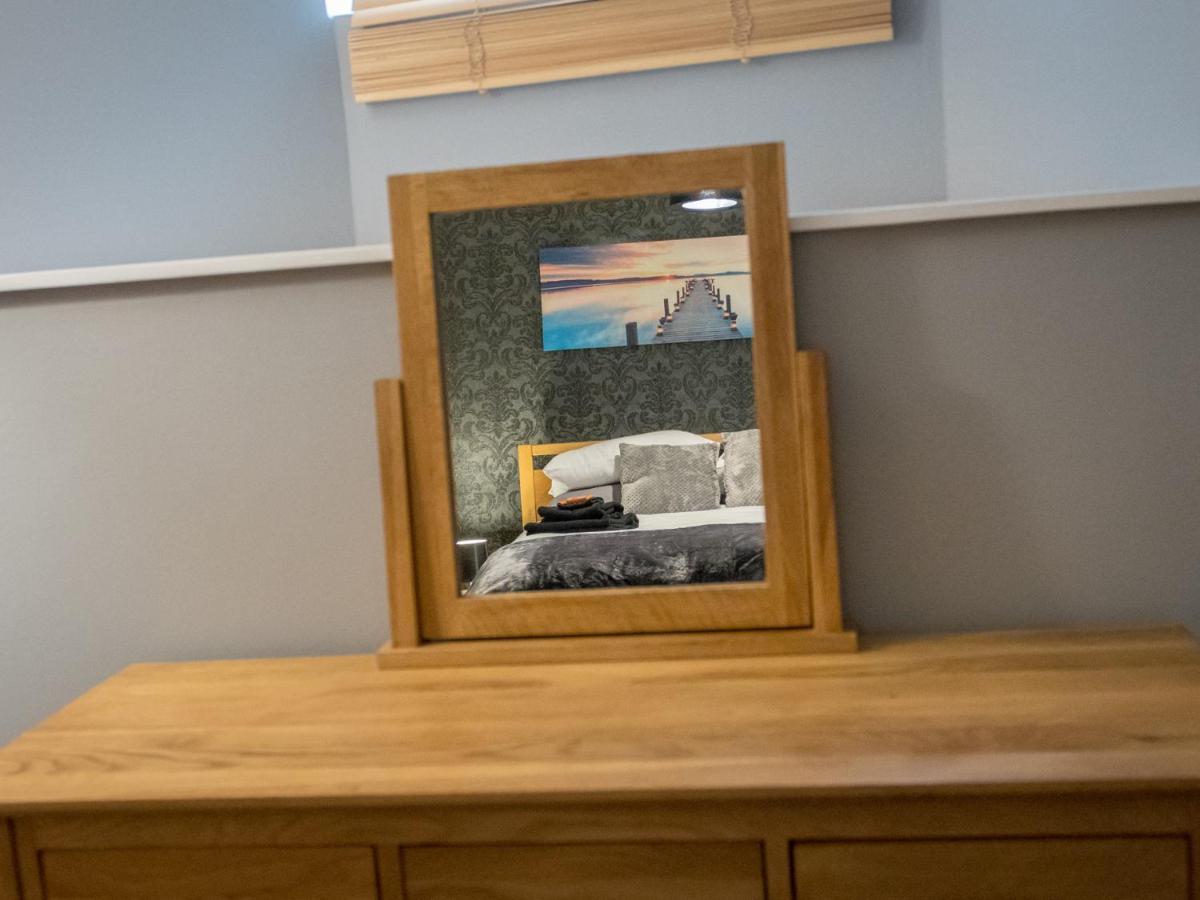 Southernhay Basement Apartment Ексетър Екстериор снимка